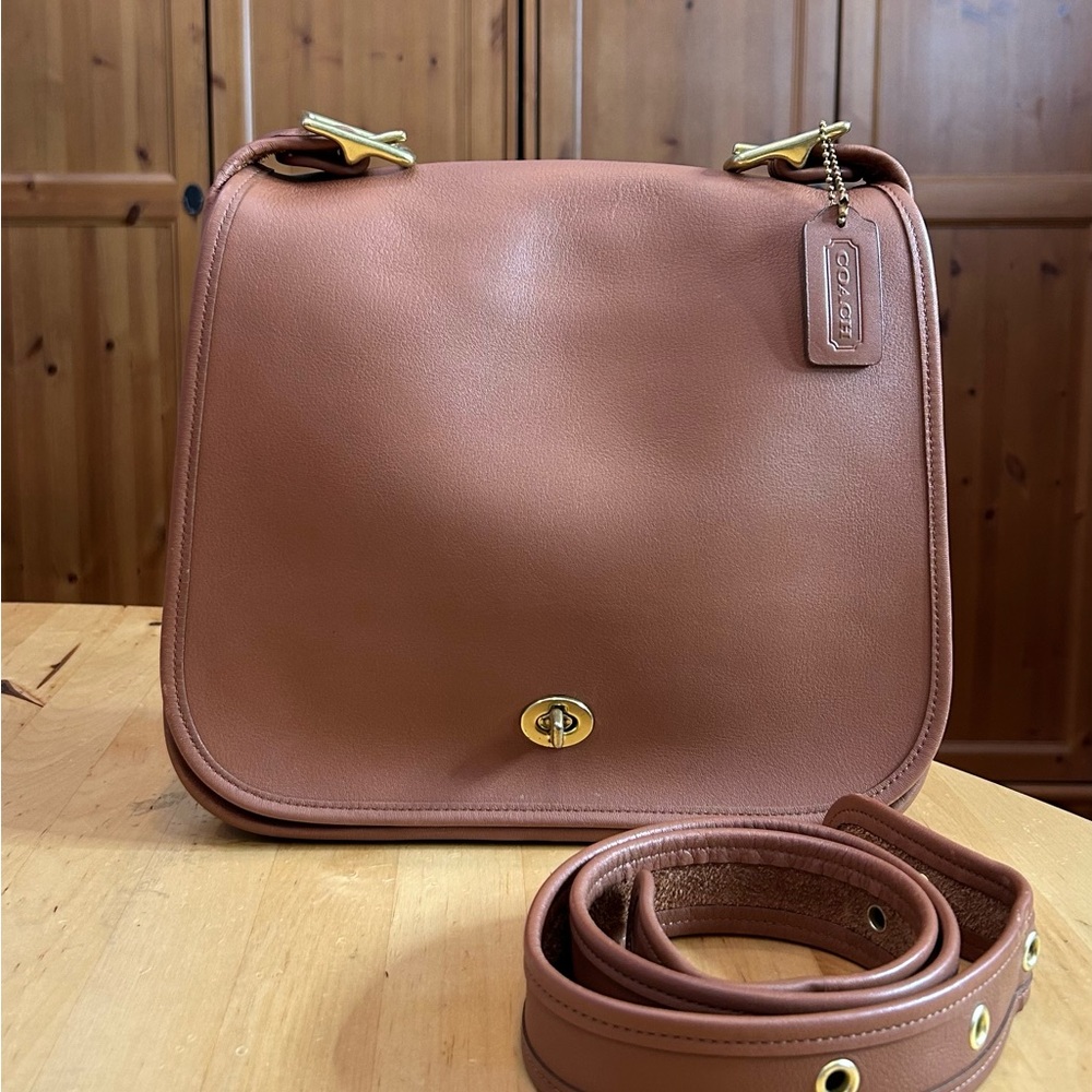 New 2008 Coach Stewardess Saddle Messenger Bag 9525 British tan
